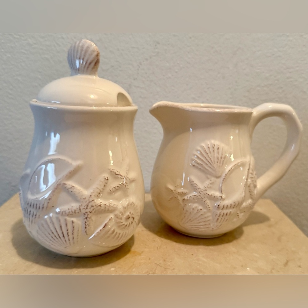 Coastal Home creamer and sugar bowl.